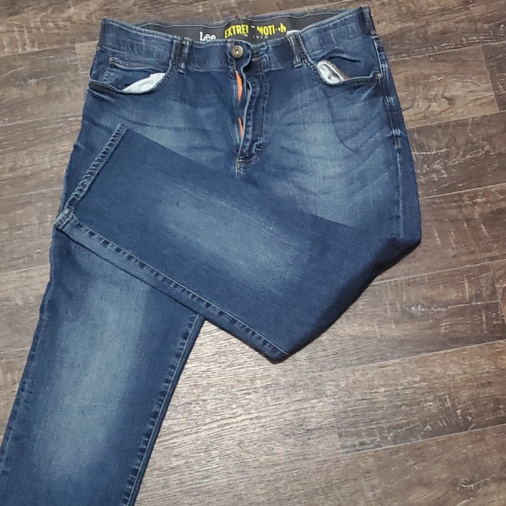 Lee extreme comfort straight fit jean